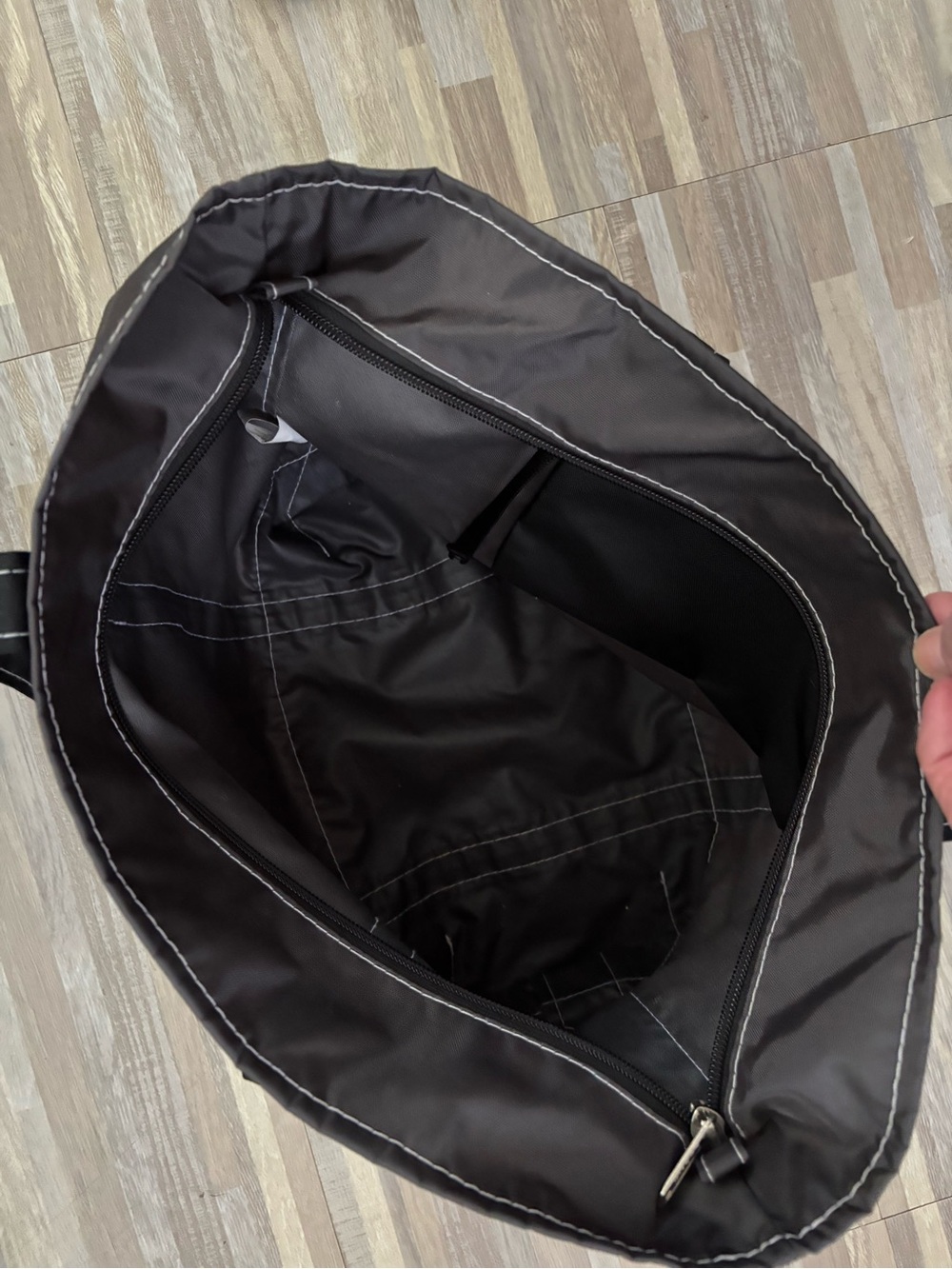 LL Bean Medium Nylon Tote - Picture 3 of 4